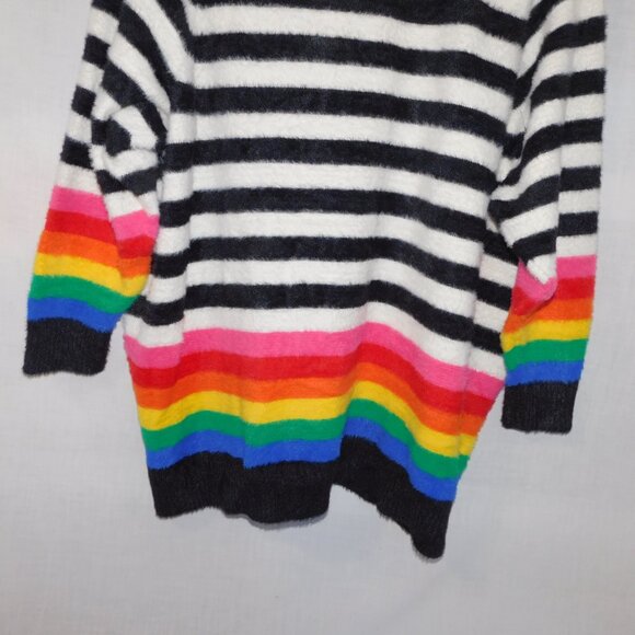 Torrid Womens 4 Black White Rainbow Striped Fuzzy eyelash  Pullover Sweater - Picture 9 of 10